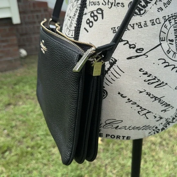 LEILA TRIPLE GUSSET CROSSBODY - Picture 12 of 16